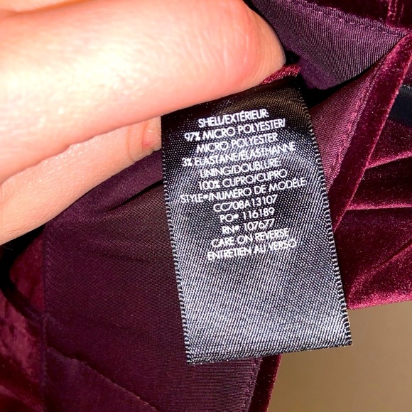 Alice & Olivia Stacey Slim Velvet Ankle Pants In Merlo - Picture 15 of 16